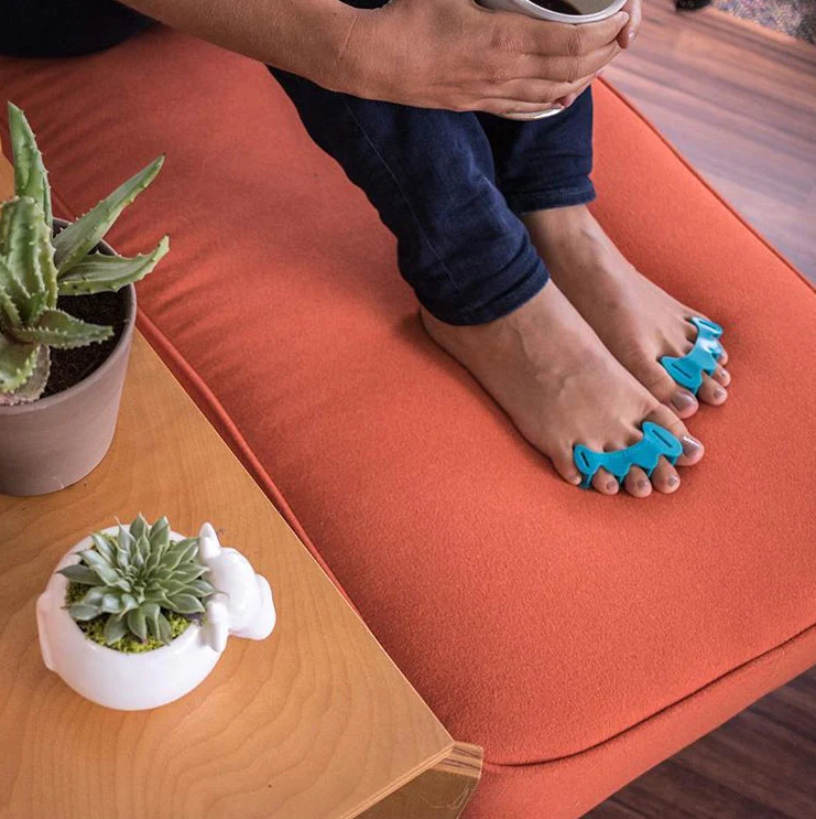 Correct Toes® - Toe Spacers - Aqua - Image 4